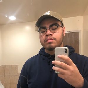 Meet your Posher, Andres